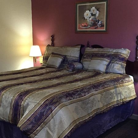 First Western Inn - Fairmont City Esterno foto